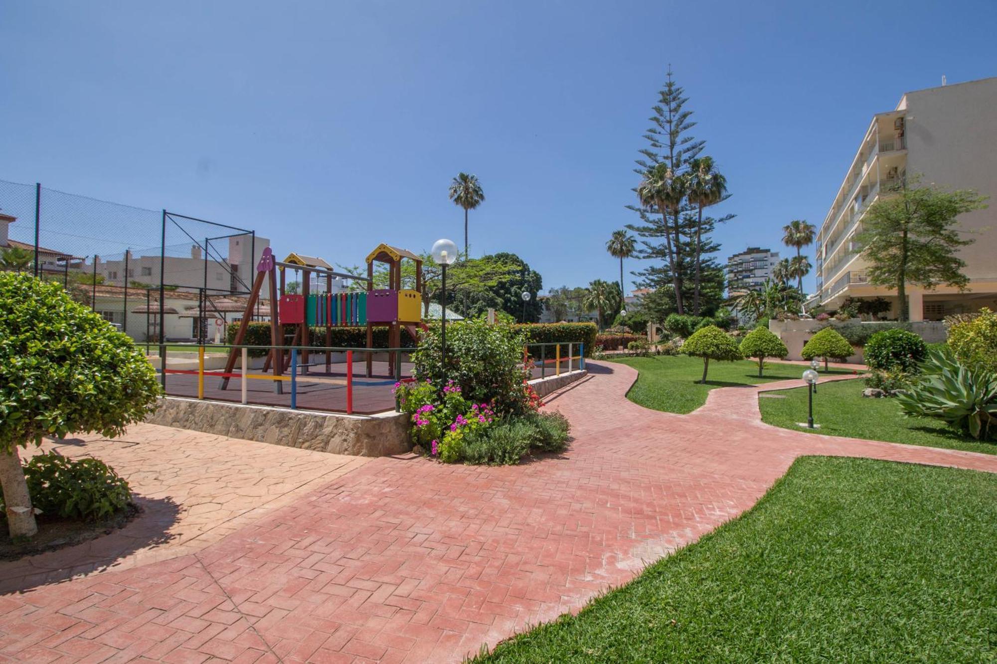 Carihuela Palace Studio 417 Beach - Playa Torremolinos Bagian luar foto