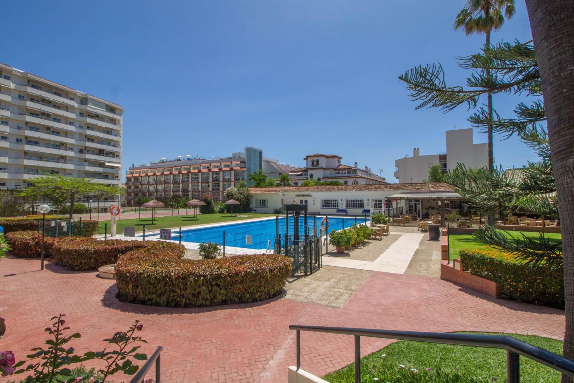 Carihuela Palace Studio 417 Beach - Playa Torremolinos Bagian luar foto