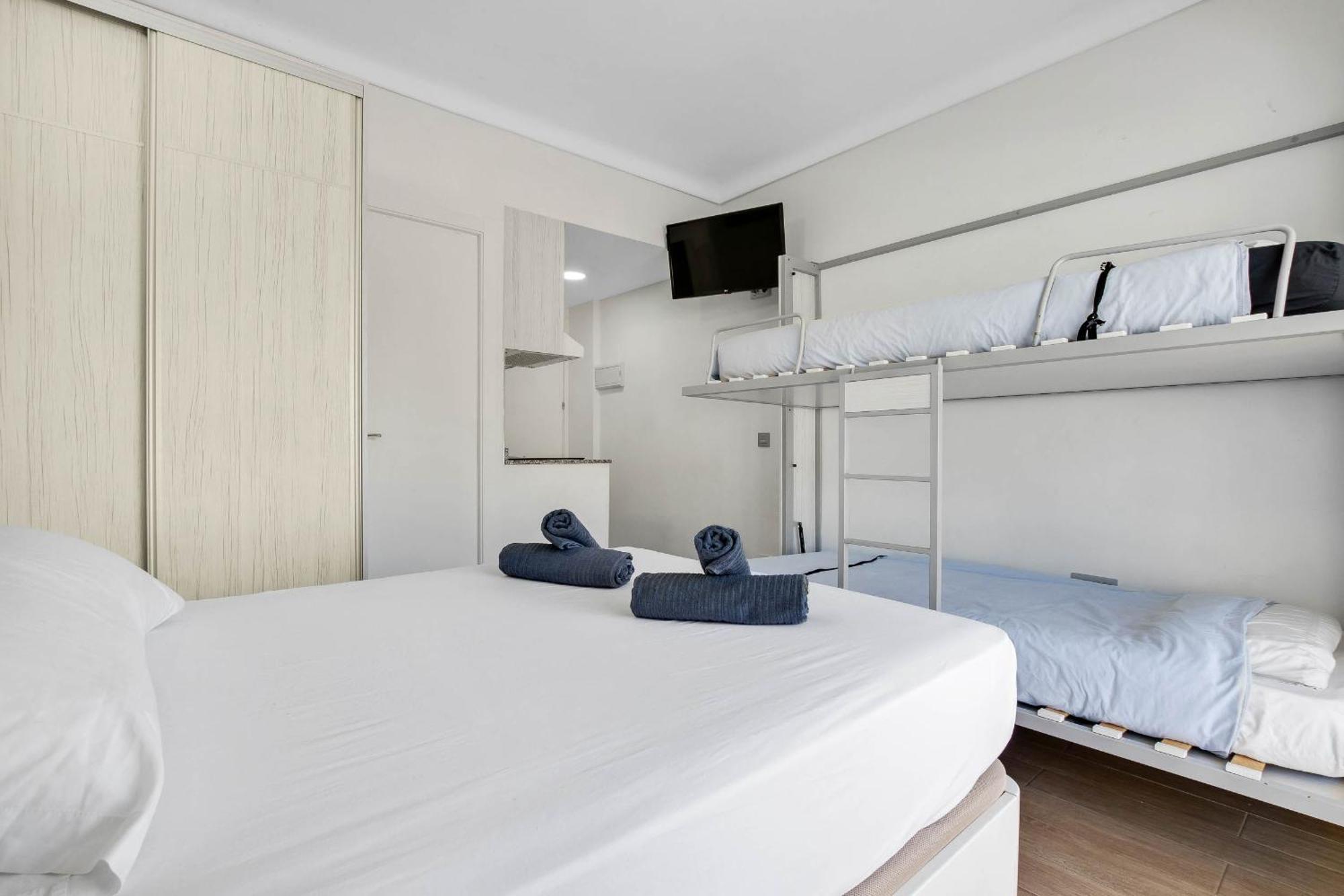 Carihuela Palace Studio 417 Beach - Playa Torremolinos Bagian luar foto